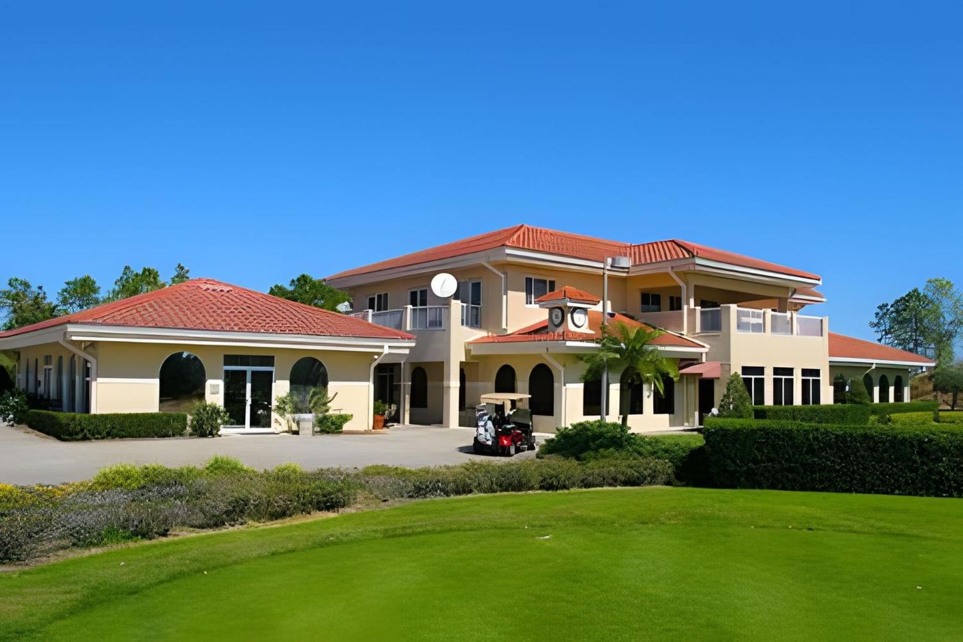 Quiet House With Pool On A Top Golf Course Хайнс-Сити Экстерьер фото